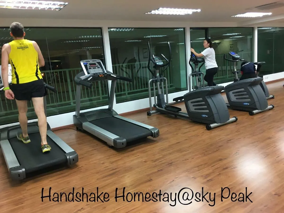 Handshake Homestays @ Sky Peak Setia Tropika Johor Bahru 0*,  Malaysia