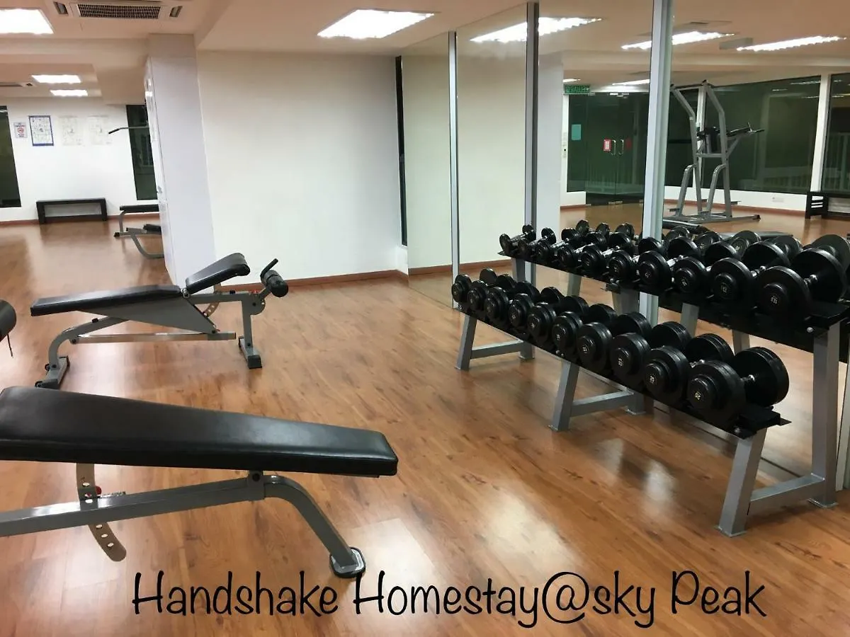 Handshake Homestays @ Sky Peak Setia Tropika Johor Bahru